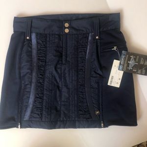 Descente polartec skirt nwt Size 10 blue winter we